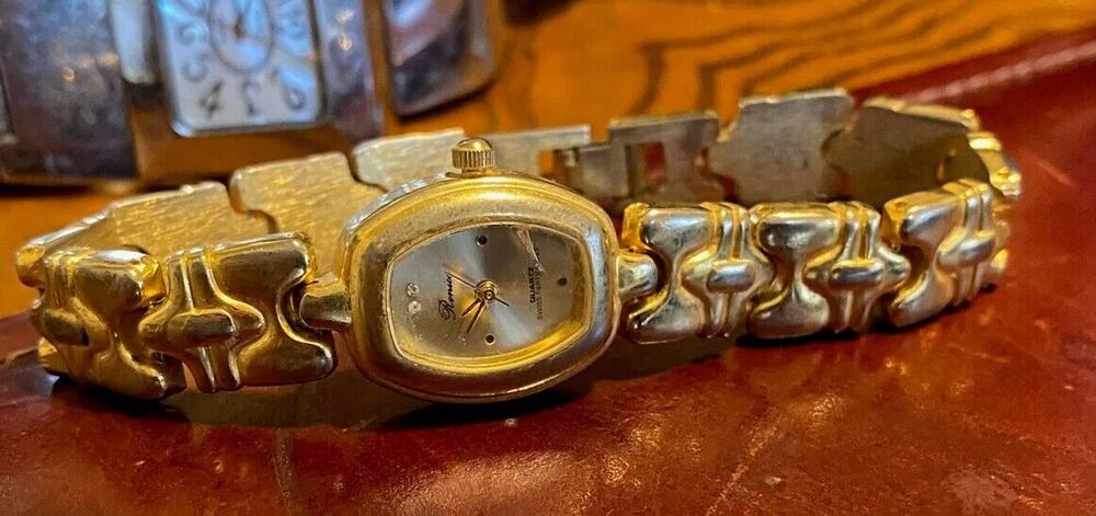 VTG Women's Ronica Watch, Swiss Parts Movement